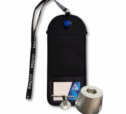 Pochette Araphone vous accompagner pour passer à la Pause Numérique